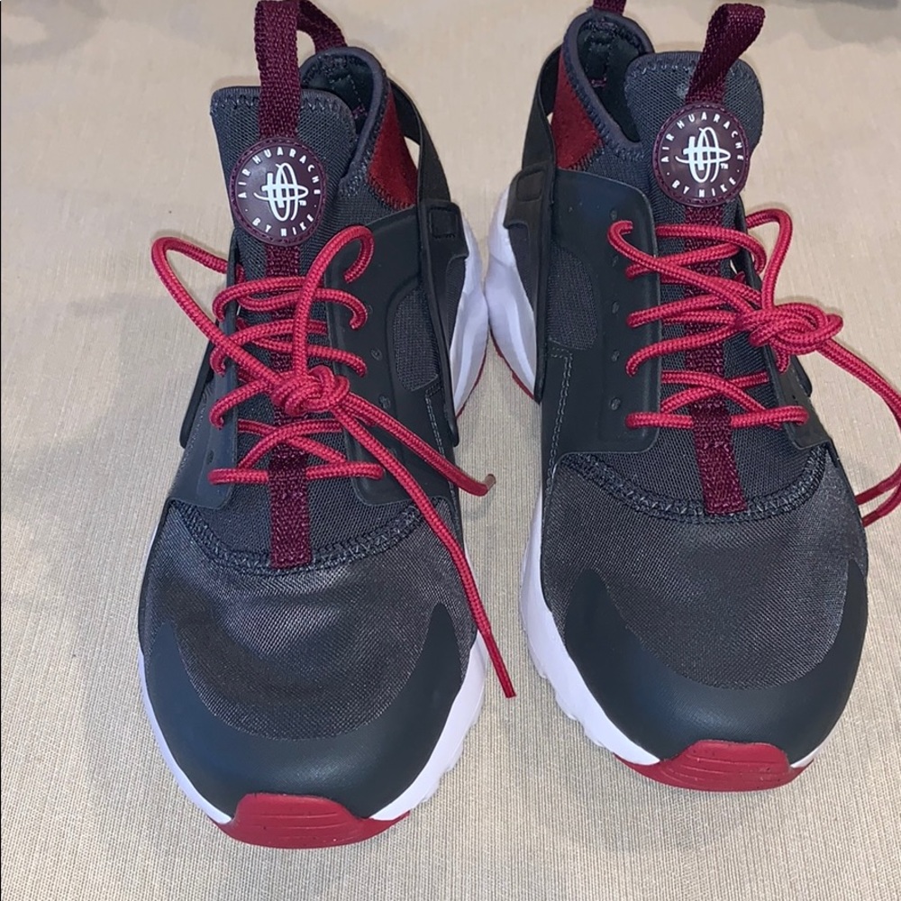 NWOT Nike Air Huarache Run Ultra Shoes